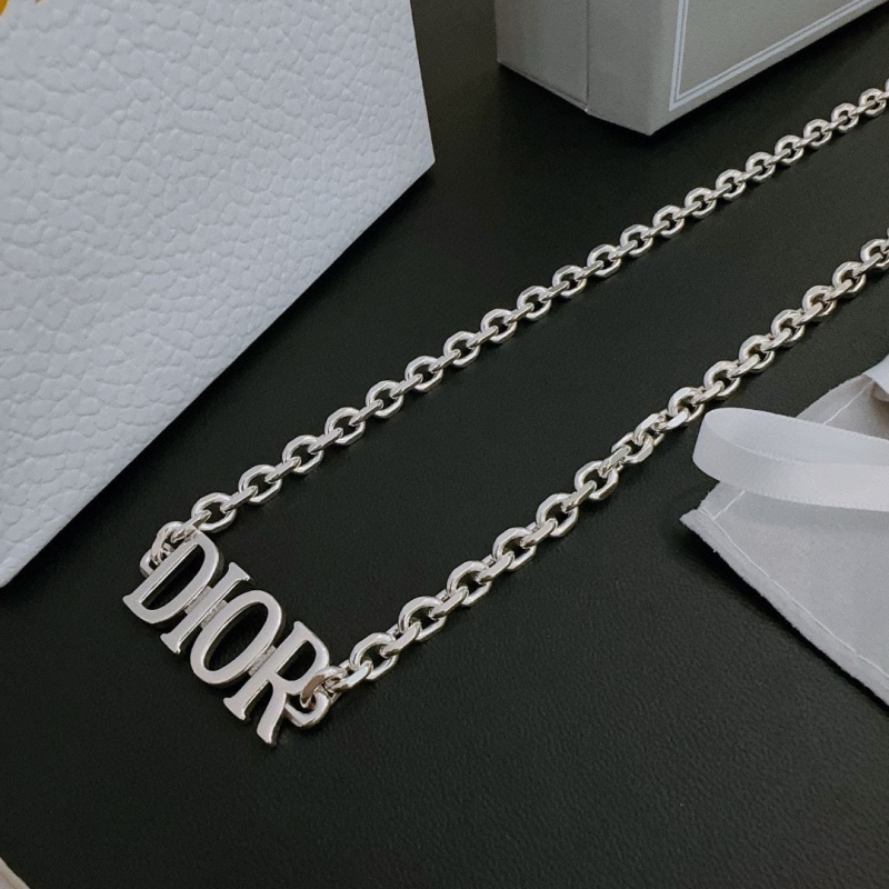 chr1st1an D10r necklaces